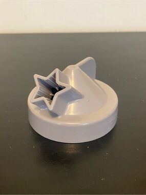 Magic Bullet Star Tip Cap Dessert Bullet DB 0101 Replacement Part Piece